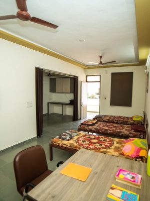 best hostel facility in Mehsana